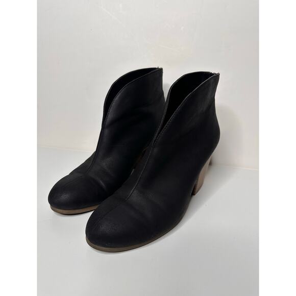 Aerosoles A2 Gravity Heelrest Booties Ankle Boots Black Vegan Leather Comfort 9 - Picture 2 of 7